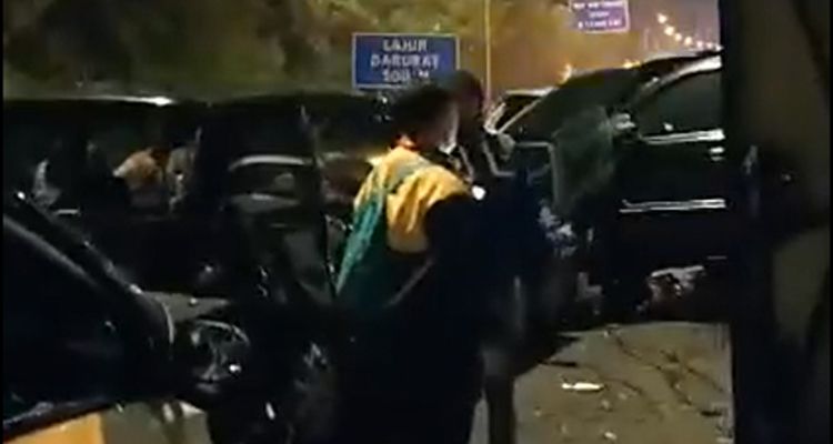 印尼芝普拉朗高速公路连环车祸涉及17辆车 疑由巴士刹车失灵酿成