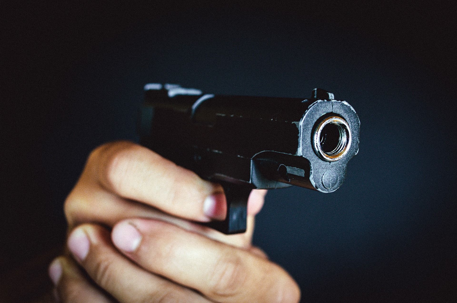 南雅加达警察住宅小区发生致命枪击事件 两名警察互开枪致其中一人死亡