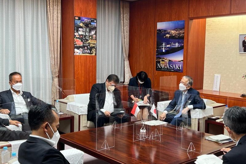 我国要求日本取消金枪鱼罐头的4项价目进口税