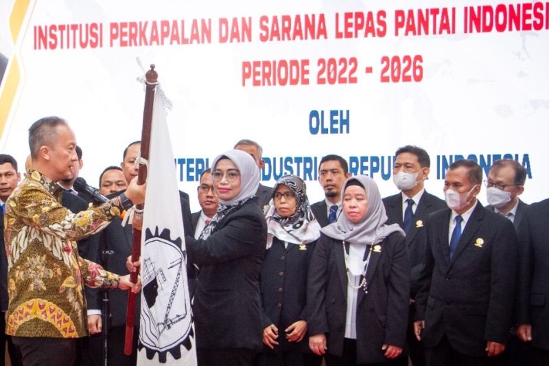 1664978762243103.jpeg Menperin Industri perkapalan berperan wujudkan RI jadi poros maritim.jpeg