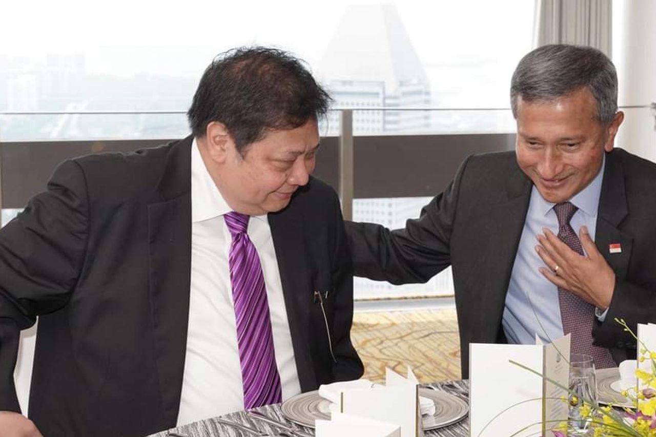 1654241664139770.jpg Airlangga Indonesia-Singapura perlu pererat kerjasama di regional.jpg